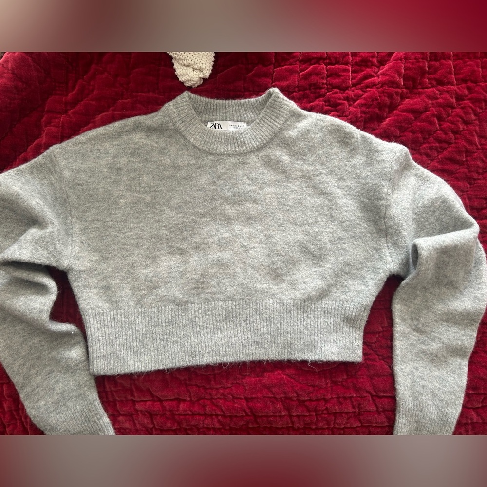 Zara Gray Women's Sweater